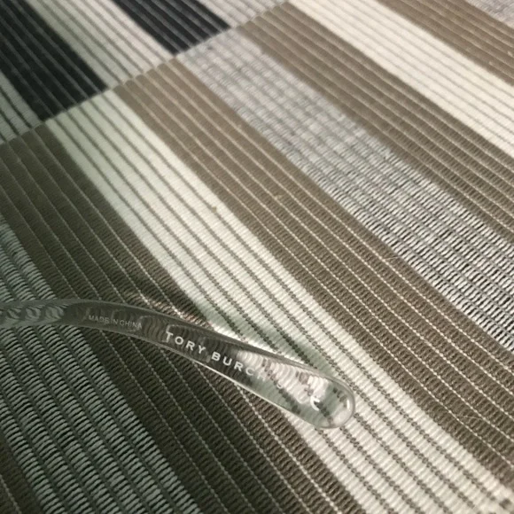 Tory Burch over-sized sunglasses - Picture 6 of 8